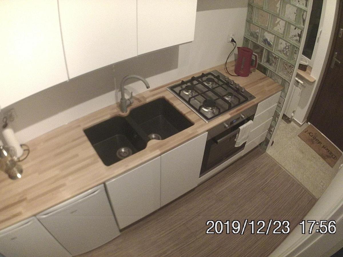 Rent0Nline Brwinow Rooms Eksteriør billede